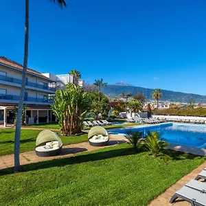 O7 Tenerife Szálloda